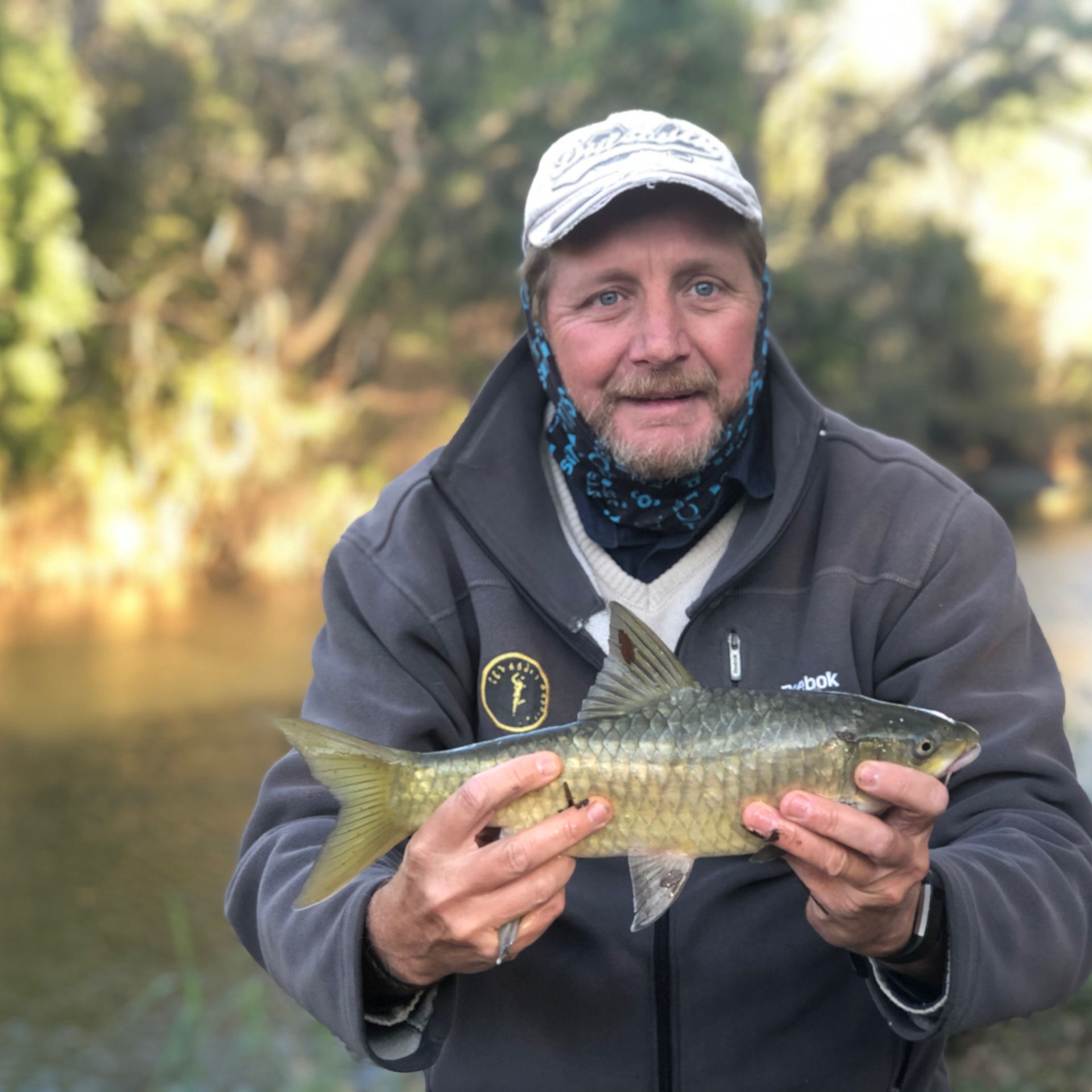 Guide with a smallmouth yellowfish